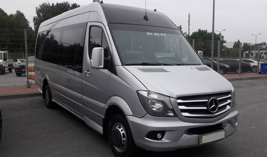 Mercedes-Benz Sprinter (VIP) на весілля напрокат. Мікроавтобус на прокат у Львові.