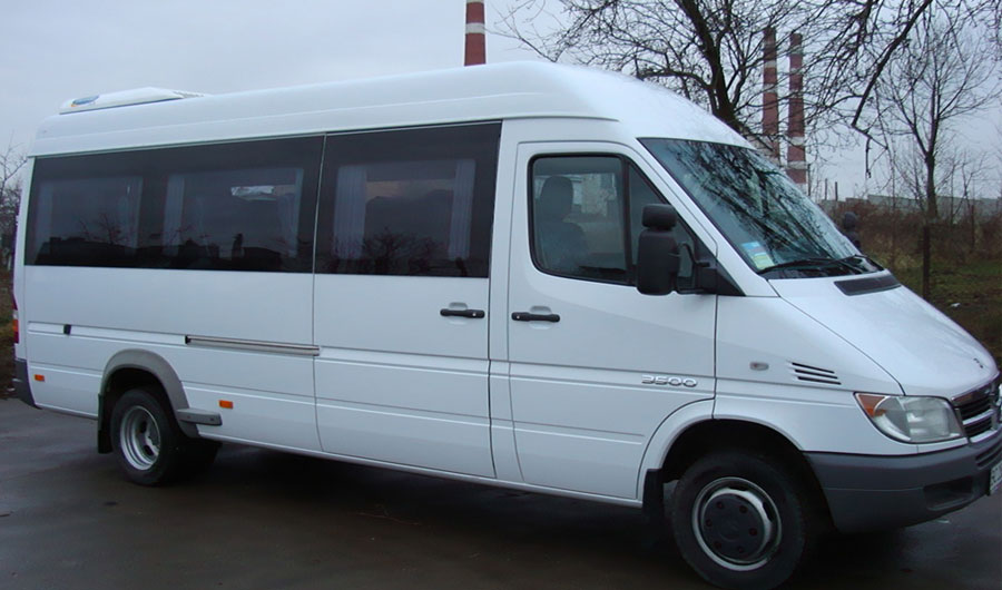 Mercedes-Benz Sprinter - мікроавтобус на прокат. Прокат на весілля автобуса у Львові.