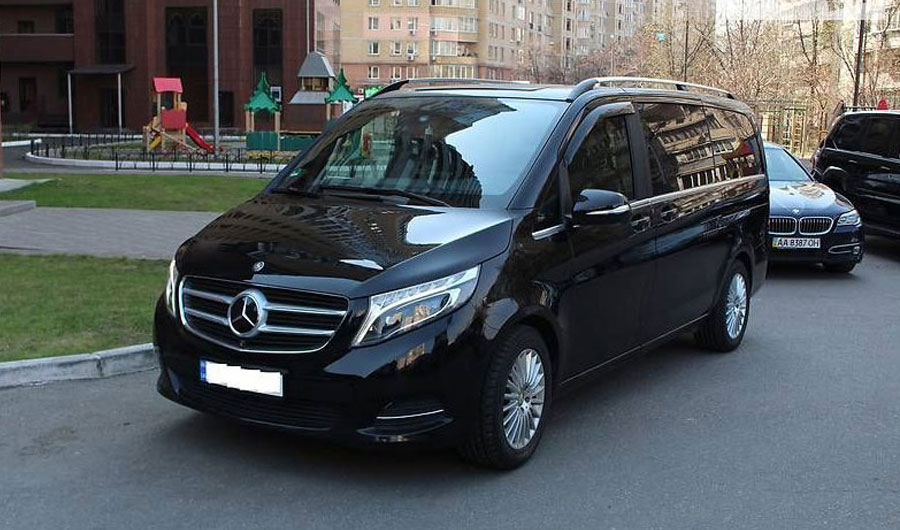 Прокат на весілля мінівен Mercedes-Benz V-class. Автобус на весілля у Львові.